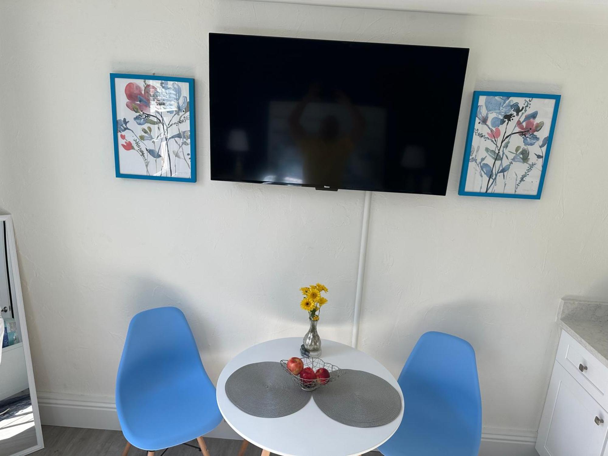 Cozy Studio In The Heart Of The Palm Beach Island - Free Valet Service Exterior photo